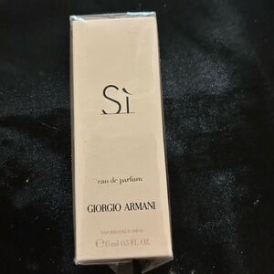 Giorgio Armani Si Eau de Parfum - Elegant Cream